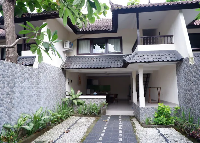 Kumpul Kumpul - Chse Certified Seminyak (Bali)